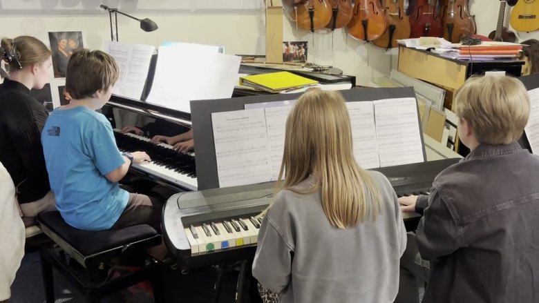 Répétitions pour le concert annuel de l’École de musique Sophie Legris - video